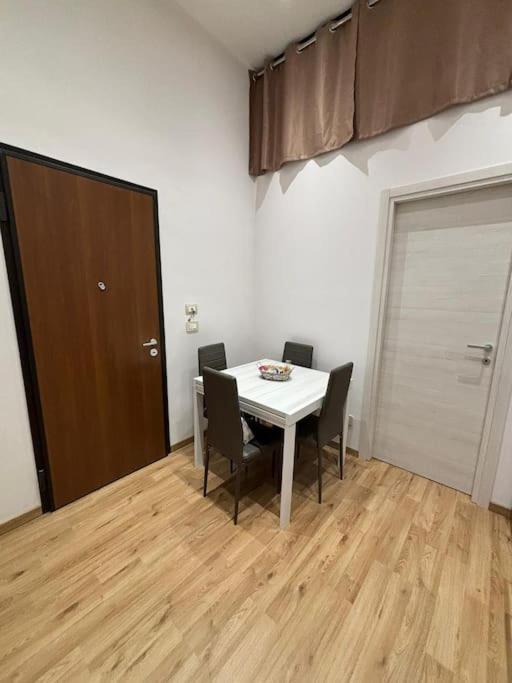 Le Rose Di Lu' Apartment Catania Exterior photo